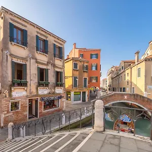 Casanova Ai Tolentini Guest house Venice