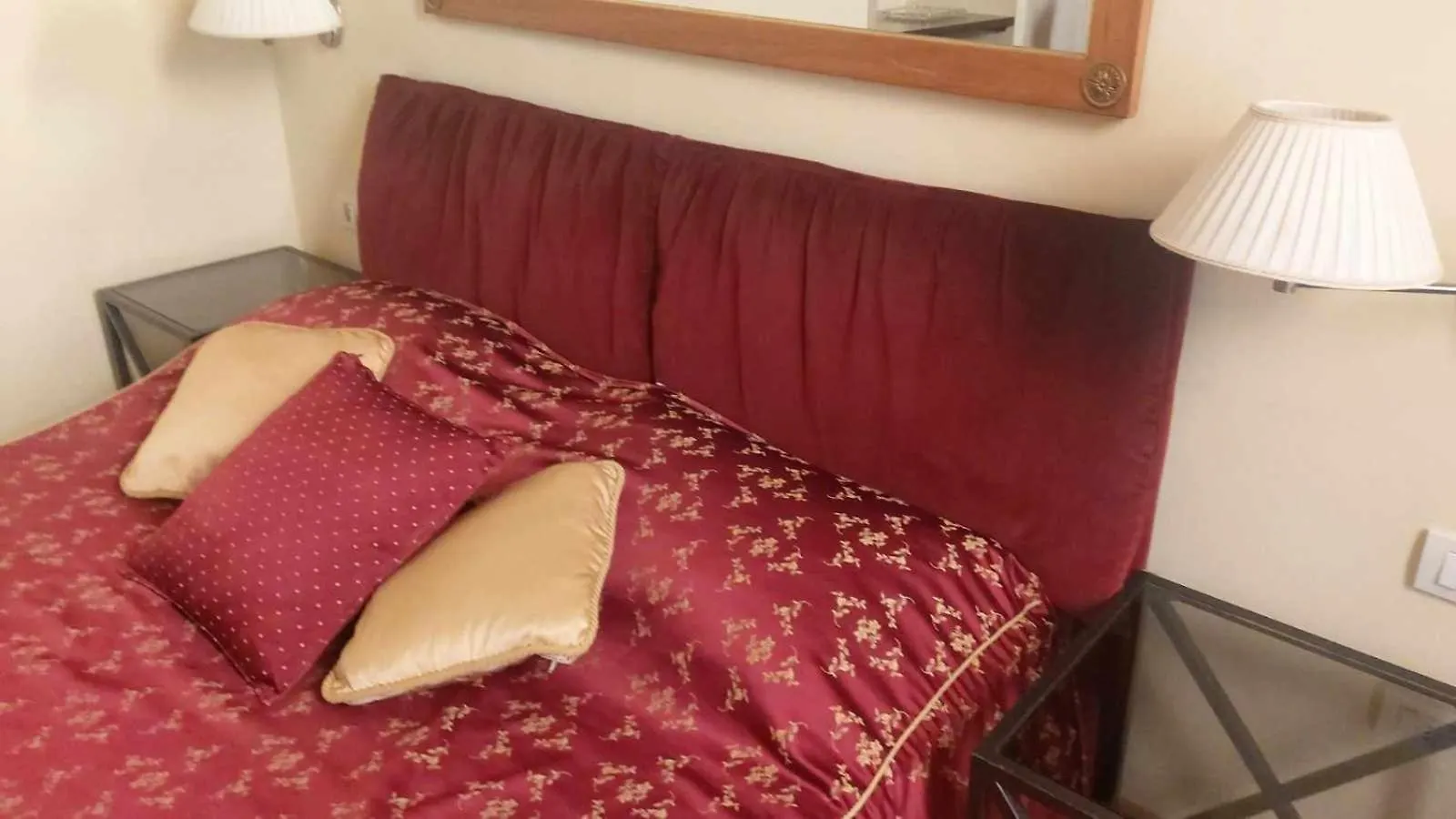 פירנצה Tornabuoni La Petite Suite 4*,