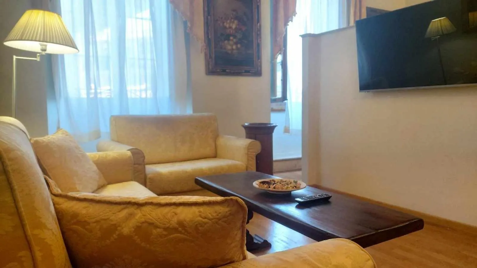 פירנצה Tornabuoni La Petite Suite איטליה
